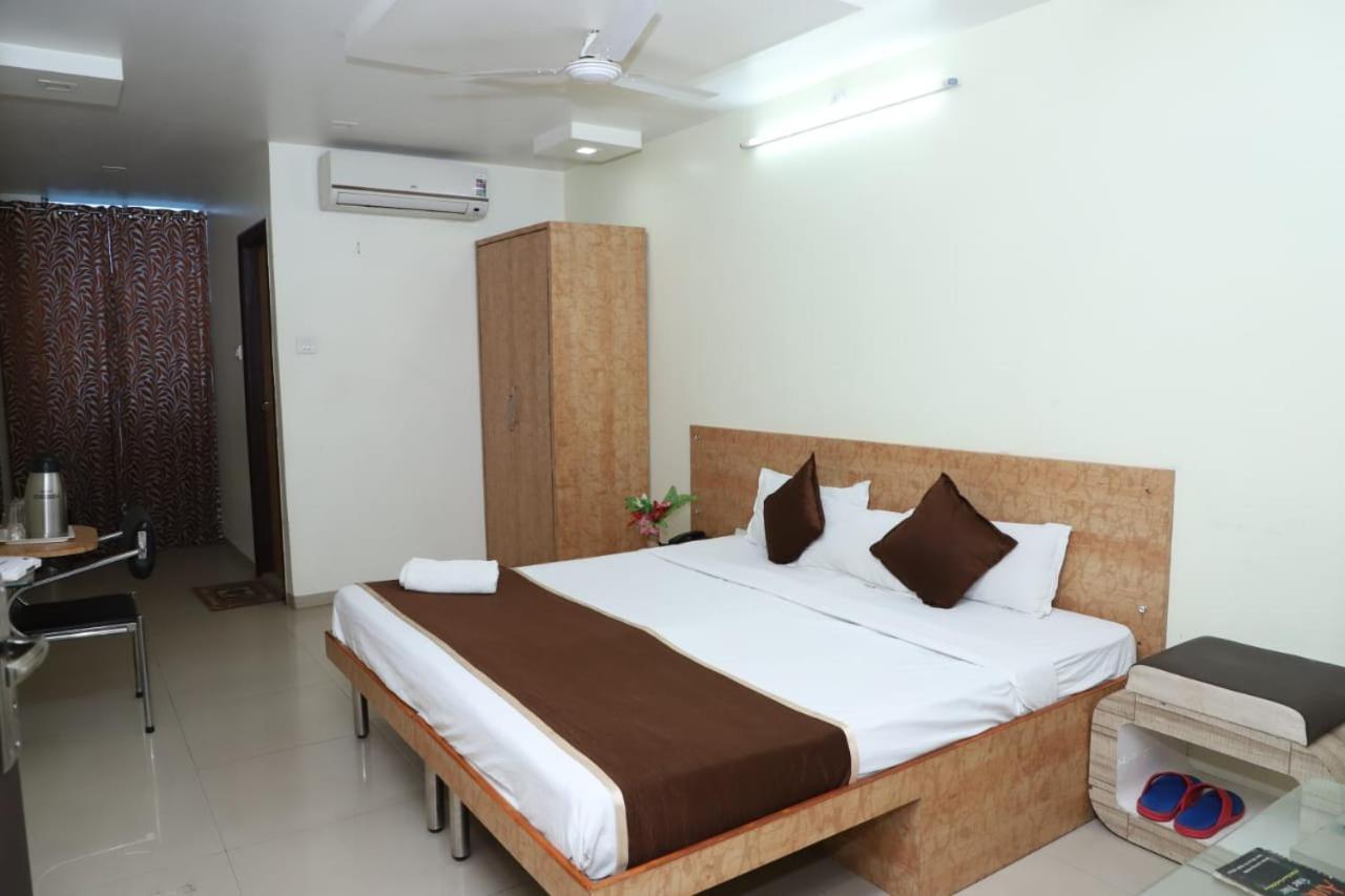 Hotel Ankit Residency Jabalpur Exterior photo